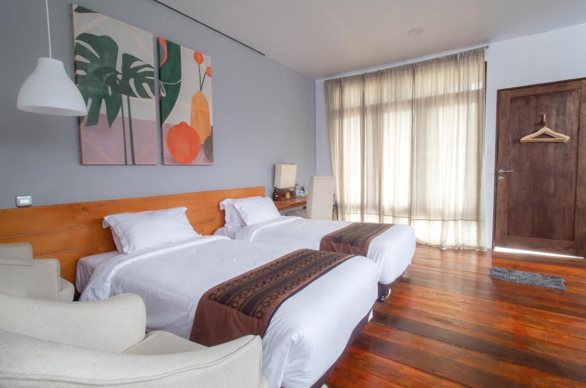 Natuna Dive Resort Ранай Екстериор снимка
