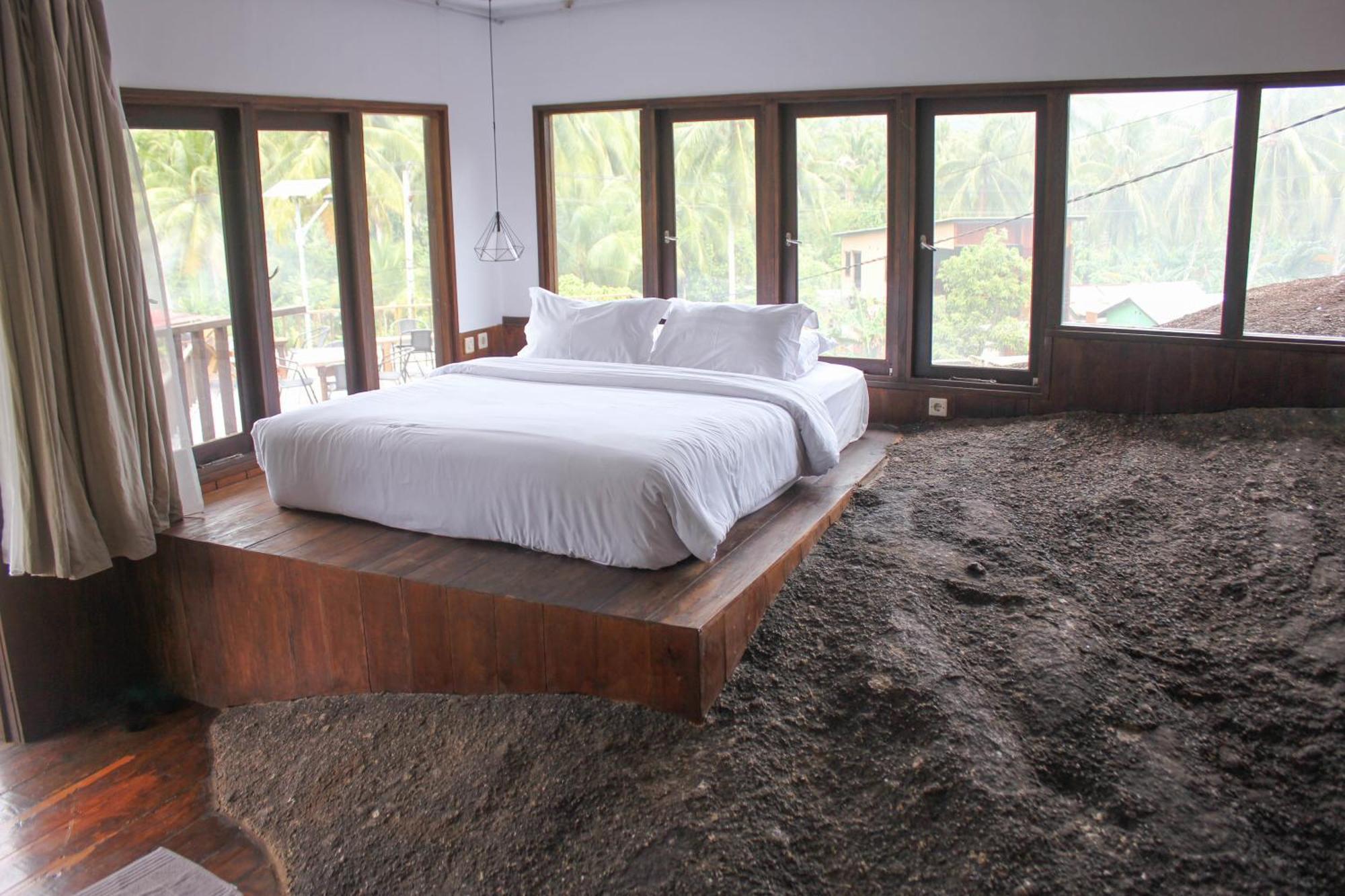 Natuna Dive Resort Ранай Екстериор снимка